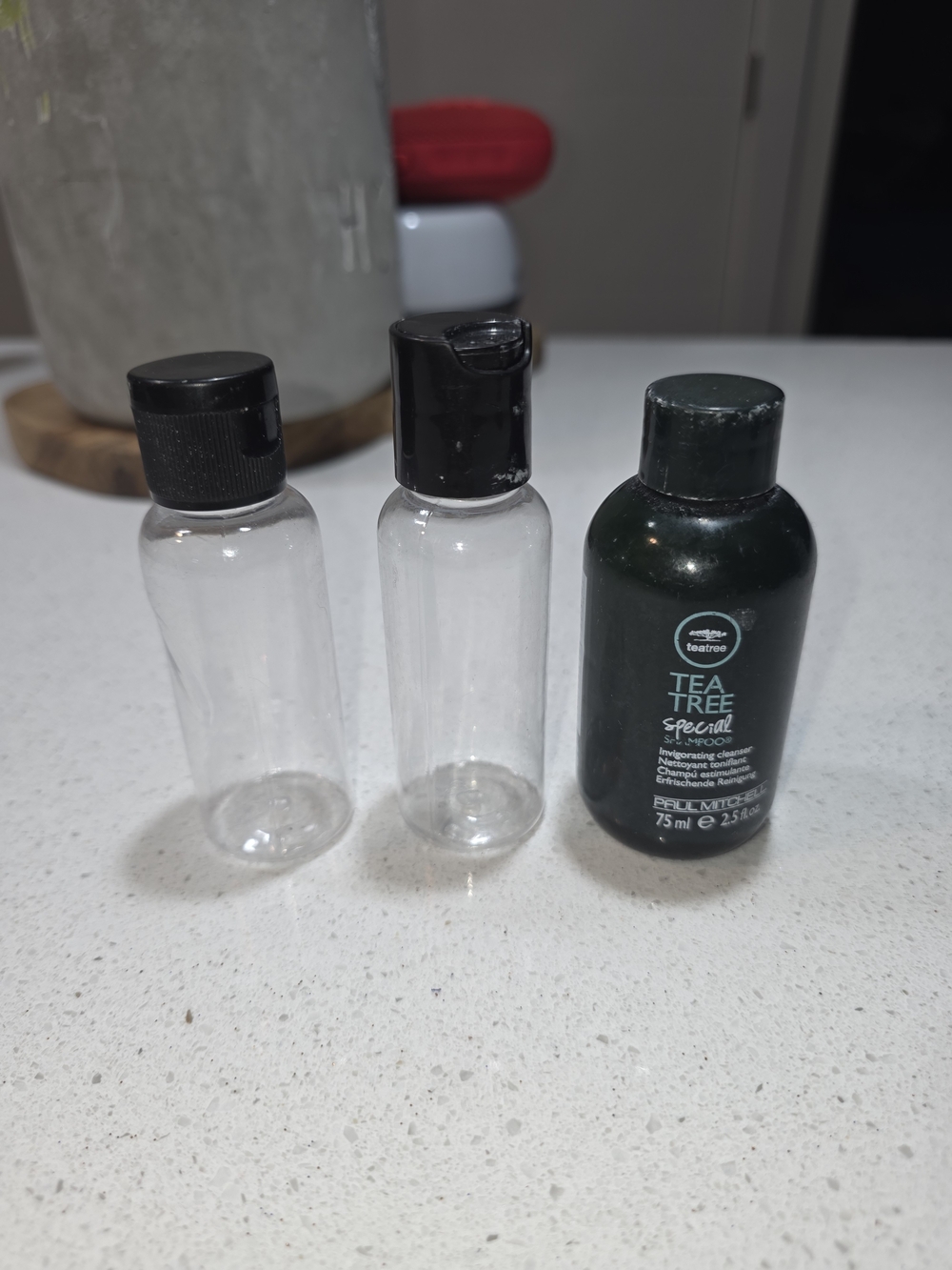 Tea Tree Special Mini Shampoo Bottle + 2 Clear Travel Bottles